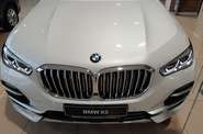 BMW X5 Base