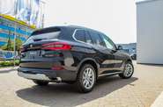 BMW X5 Base