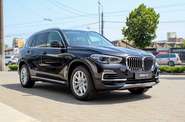 BMW X5 Base