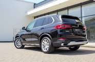 BMW X5 Base