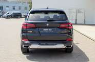 BMW X5 Base