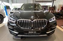 BMW X5 Base