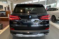 BMW X5 Base