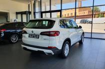 BMW X5 Base