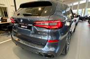 BMW X5 Base