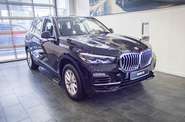 BMW X5 Base