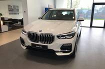 BMW X5 Base