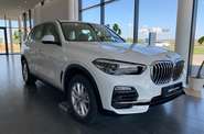 BMW X5 Base