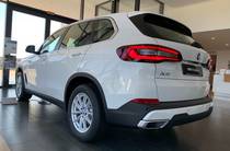 BMW X5 Base