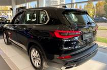 BMW X5 Base