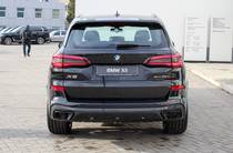 BMW X5 Base