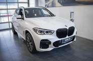 BMW X5 Base