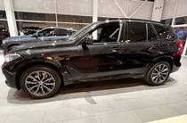 BMW X5 Base