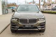 BMW X5 Base