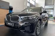 BMW X5 Base