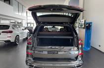 BMW X5 Base