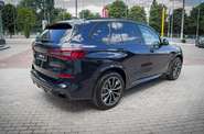 BMW X5 Base