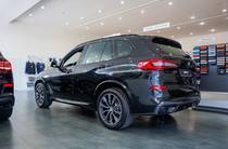 BMW X5 Base