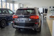 BMW X5 Base