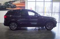 BMW X5 Base