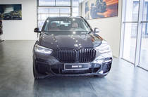 BMW X5 Base