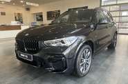 BMW X5 Base