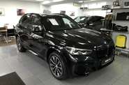 BMW X5 Base