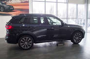 BMW X5 Base