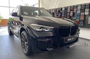 BMW X5 Base