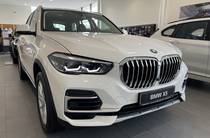 BMW X5 Base