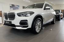 BMW X5 Base