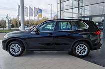 BMW X5 Base