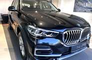 BMW X5 Base