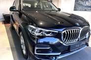 BMW X5 Base