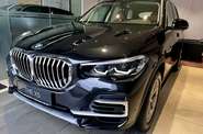 BMW X5 Base