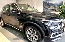 BMW X5 Base