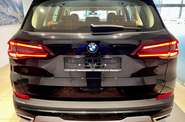 BMW X5 Base