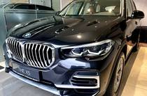 BMW X5 Base