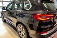 BMW X5 Base