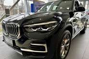 BMW X5 Base