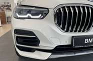 BMW X5 Base