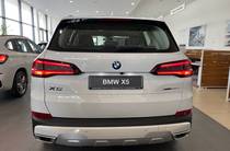 BMW X5 Base