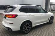 BMW X5 Base