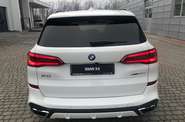 BMW X5 Base