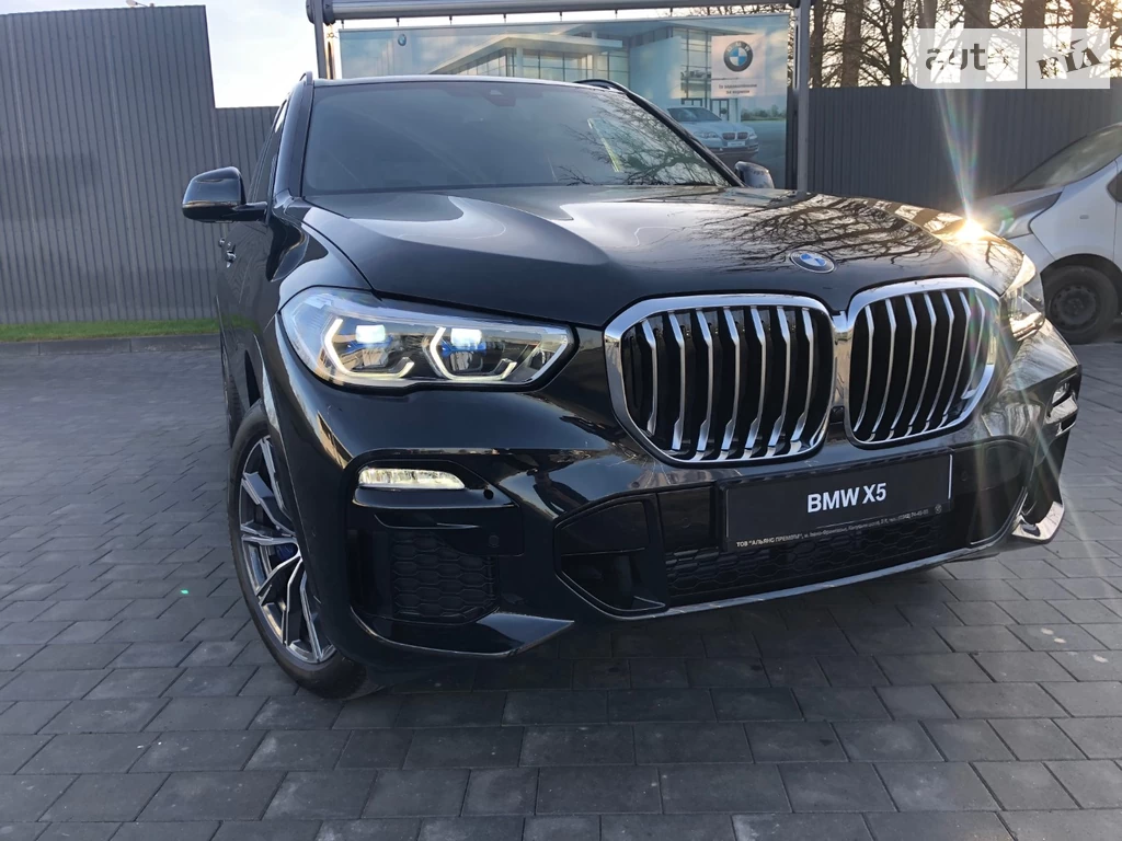 BMW X5 Base