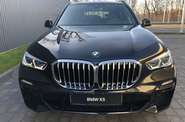 BMW X5 Base