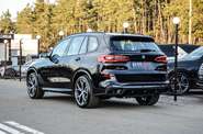 BMW X5 Base