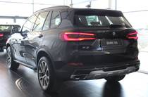 BMW X5 Base