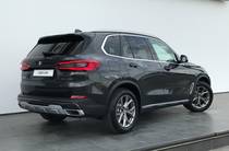 BMW X5 Base