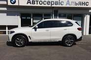 BMW X5 Base